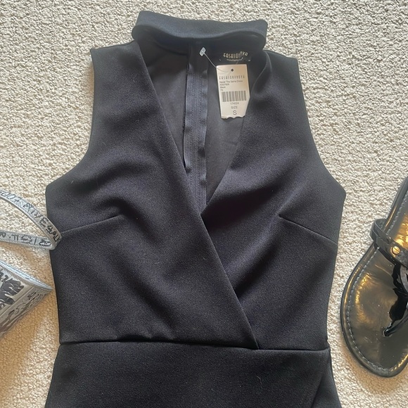 Elegent  Asymmetrical Choker Neck Dress - Picture 5 of 17